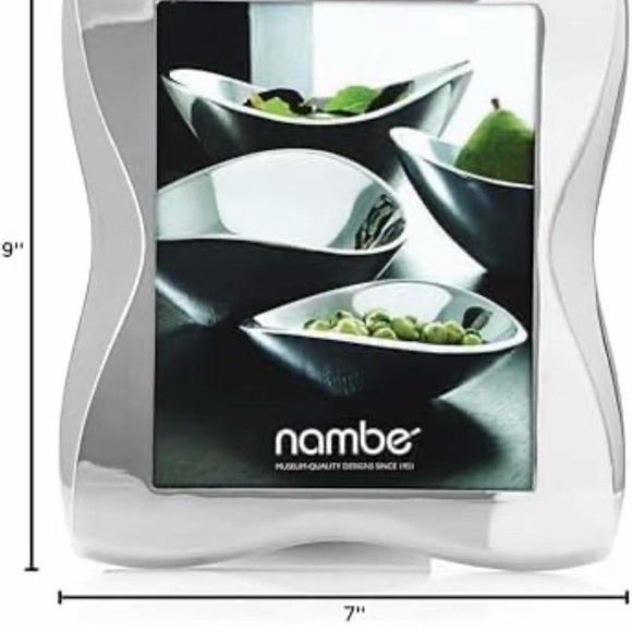 Nambe Polished Curved Metal Photo Frame - Silver - Picture 3 of 5
